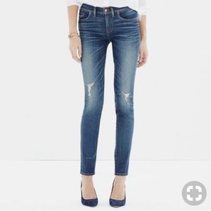 8” Skinny jeans rip edition